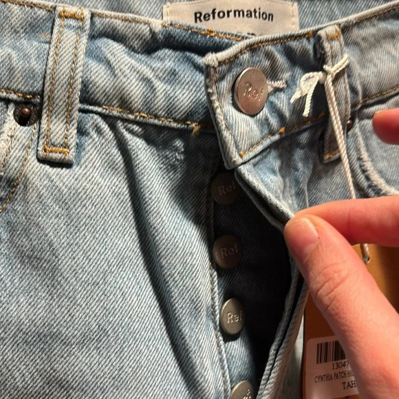 New REFORMATION Cynthia high rise patchwork jeans - Picture 6 of 9